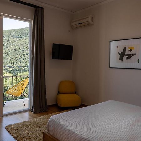 Theoxenia Hotel Андрицена Экстерьер фото