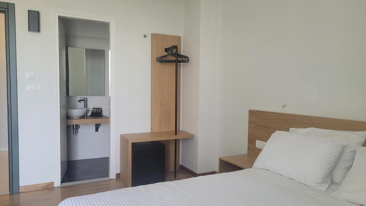 Theoxenia Hotel Андрицена Экстерьер фото