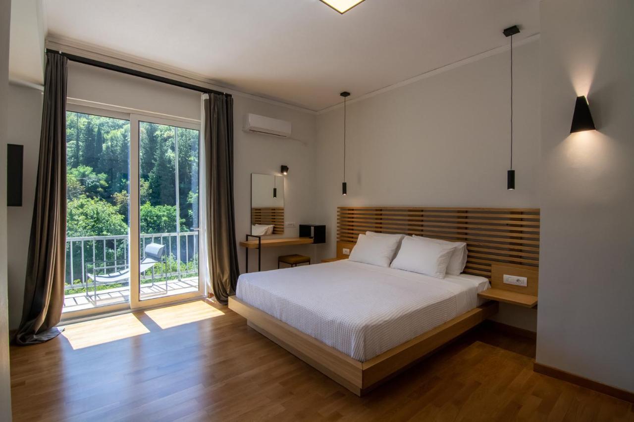 Theoxenia Hotel Андрицена Экстерьер фото